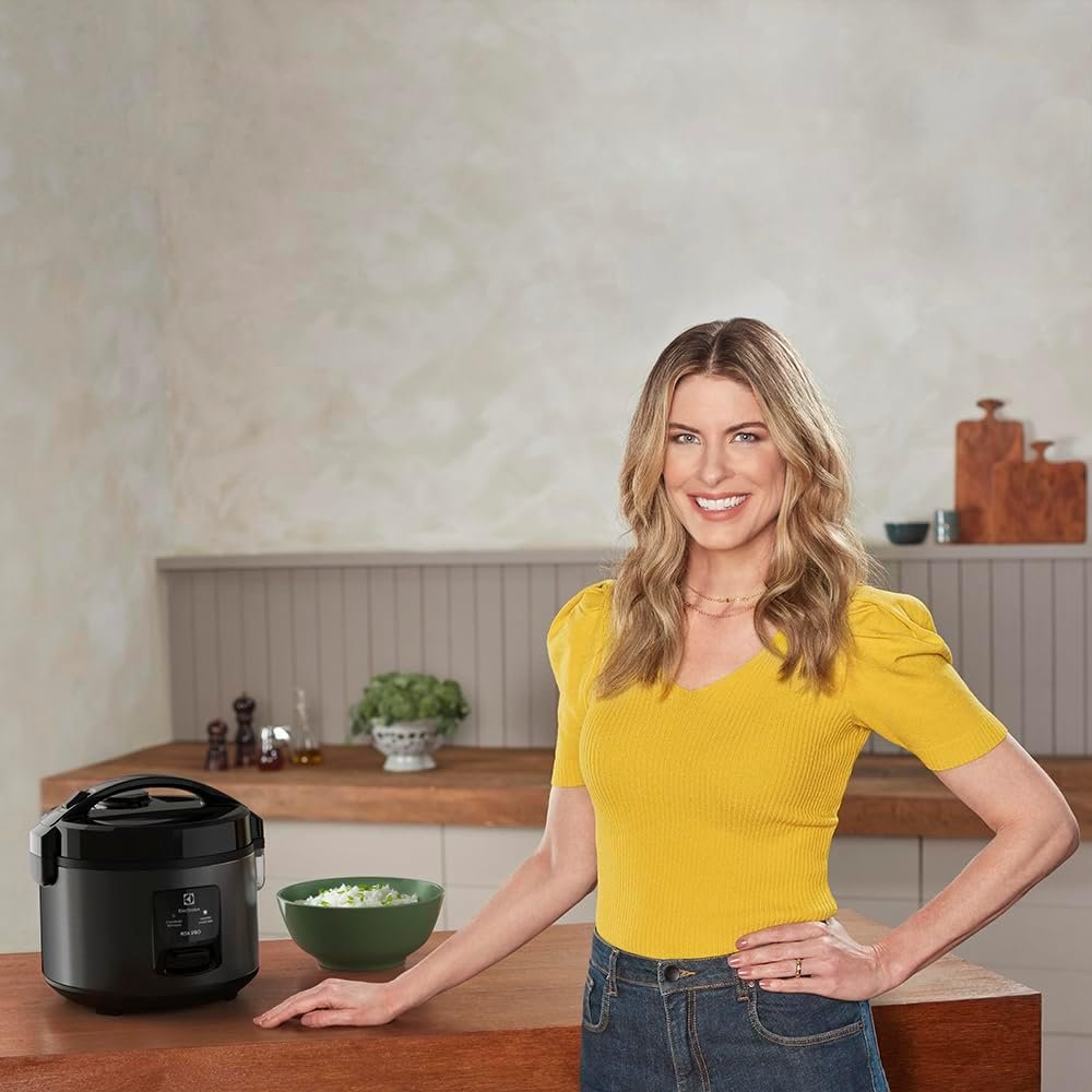 Electrolux Panela Elétrica vapor arroz capacidade 2L 6 Xícaras 2 em 1 timer panela removivel antiaderente tampa com visor transparente ERC10 inox 127v por Rita Lobo Rita Lobo - Imagem 9