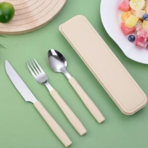 Jogo de Talheres Portáteis com Estojo – Kit Talheres Garfo Faca e Colher para Marmita, Trabalho, Escola, Acampamento – Talheres Coloridos com Caixinha – UpShop (Bege)