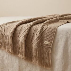 Manta de Tricô com Franjas Padrão Geométrico 150x90cm para Sofá Poltrona Sala Decoração (Bege Aramis)