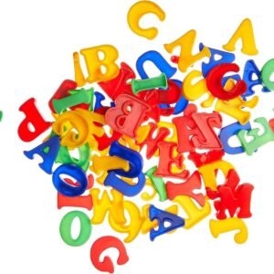 Pais & Filhos Brinquedo Pedagógico Brincando com Letras 70 Peças Pais E Filhos, Multicolorido